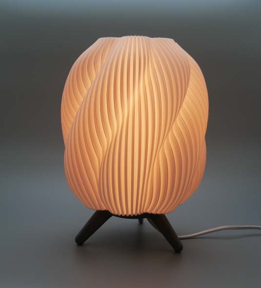 La lampe tourbillonnée rayée